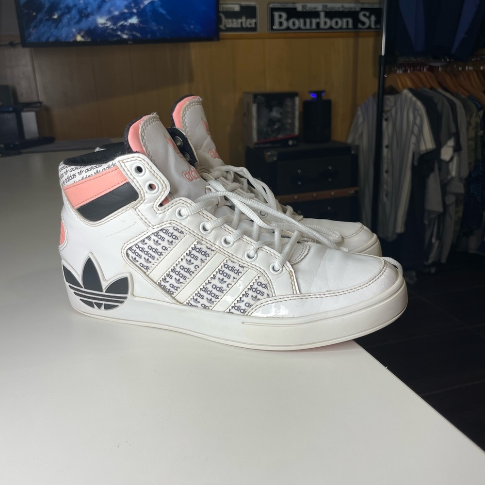adidas FV6983 Womens Hardcourt Hi Athletic Shoes Sz 6 Trefoil White Pink - Picture 2 of 6